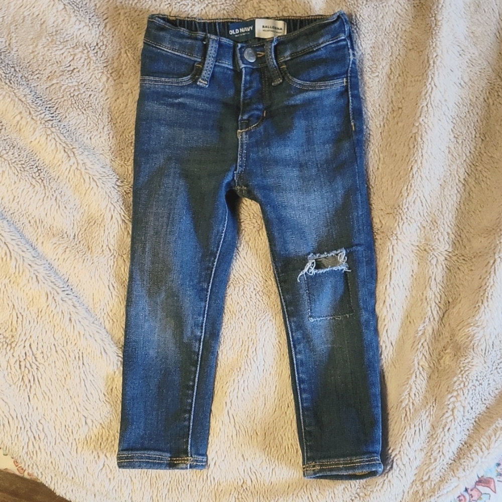 Old Navy 2T girls skinny jeans